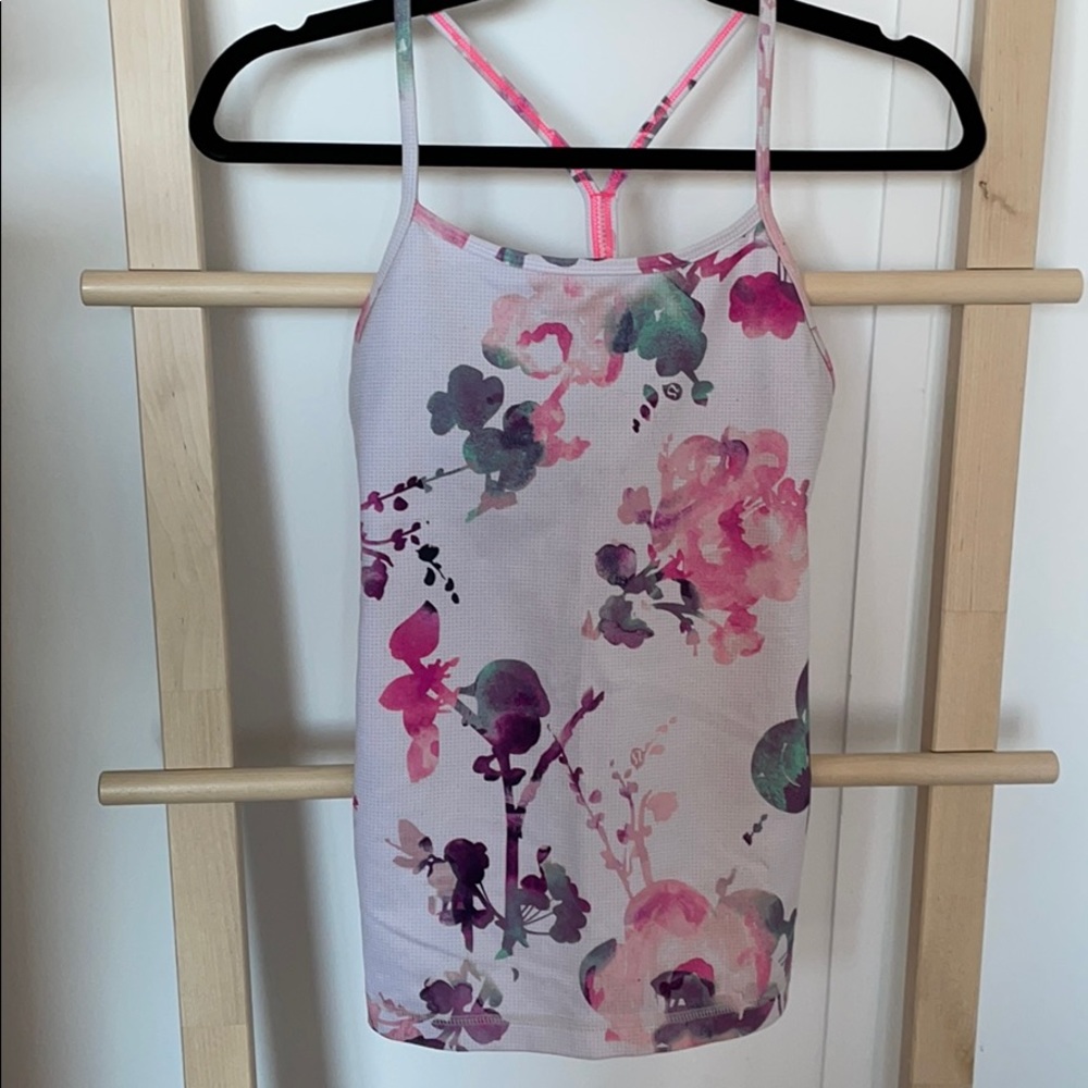 Lululemon Flow Y tank top